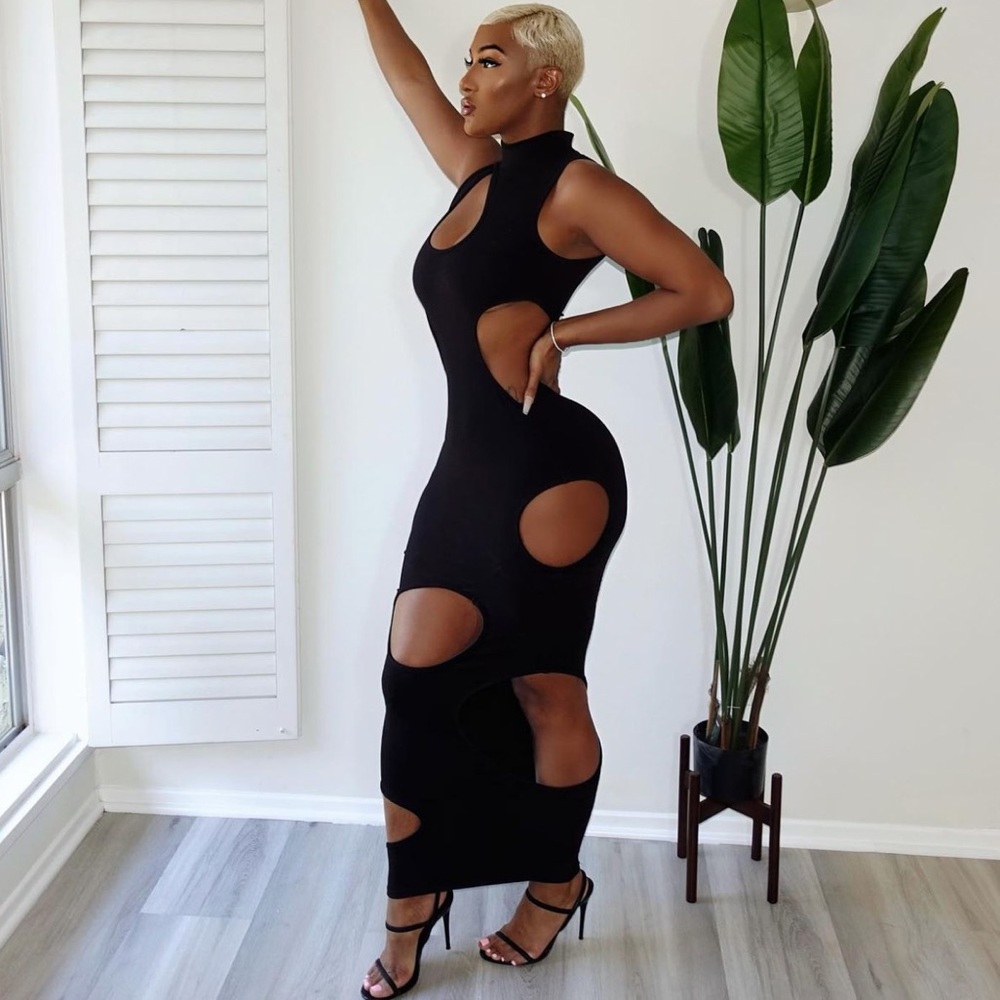 Sexy Black stretch maxi
